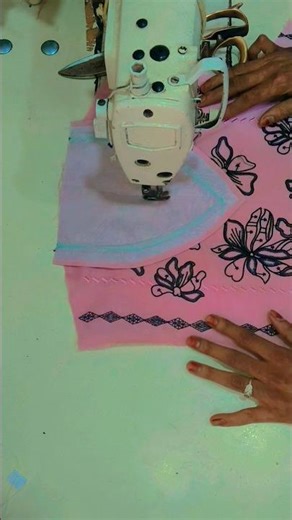 V neck with less suit ka V Gala 🥰design cutting and stitching #Vneck #less #neckdesign #sufyantelars
