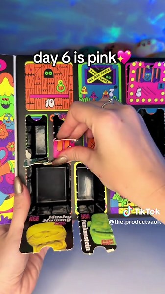 Unboxing the NEEDOH halloween advent calendar!! #needoh #squishy #fidgettoys #asmr