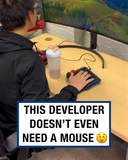 3M views · 9.5K reactions | This developer knows his keyboard so well, he doesn't even need a mouse 勞 | UNILAD Tech | Facebook