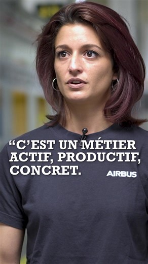 Marleen programme les machines qui fabriquent les pièces des avions airbus ✈️ Opératrice sur machine à commande numérique = un métier technique où tu pilotes des machines de haute précision pour créer des pièces essentielles à l'aéronautique. Rigueur, concentration, technicité... Et des débouchés dans toute l'industrie 🔧 👉 Envie de te former à un métier qui décolle ? #afpa #industrie #métier #airbus #formation #jeunes