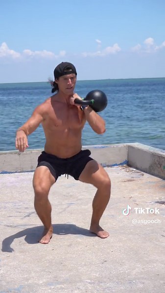 Kettlebell Cardio and Conditioning Workout: Outdoor Circuit Training