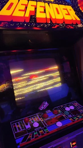 Broken Games at Broken Arcade Spy Hunter’s been acting up for months. What I thought was a power supply issue is looking more like a board problem, so it’s heading out for repair. Defender’s monitor has a sync issue, likely cold solder on the chassis. Next up: a full clean inside the Star Wars cockpit. | Broken Arcade