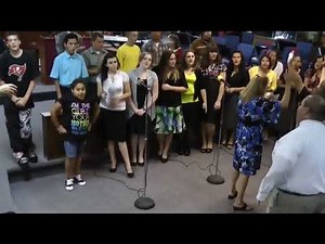 981. Multiple shoeplay!