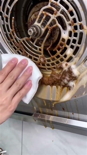 Oily Range Hood Fan - No Disassembly Needed, Quick Fix