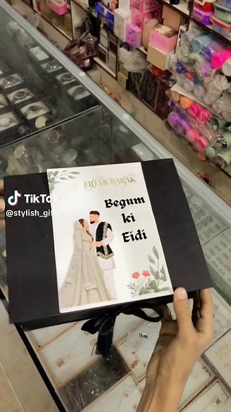 Eid gift for her 🎁😍Oder nao Dlivery all over Pakistan 🚚 WhatsApp 03432009253✅ #gifts #foryoupage #viralvideo #unfrezzmyaccount #eidmubarak