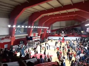 14K views · 225 reactions | Anoche se suspendió el partido de básquet de River porque hay una gotera en medio de la cancha. ¡Un papelón total! | NTVT Premium - River Plate | Facebook