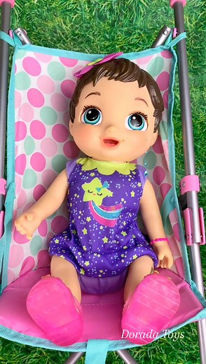 Baby Alive Rutina de paseo con Chelsea y Sara Muñeca