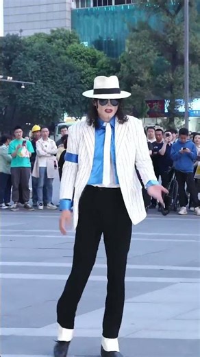 16年后，45度倾斜舞蹈再现！ clip3