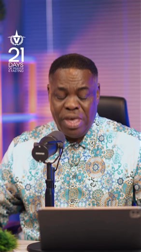 DAY 4 - DIVINE FAVOUR Key Scriptures Psalm 8:5; Psalm 30:5; Psalm 102:13; Proverbs 8:35; Proverbs 11:27; Proverbs 12:2; Daniel 11:9, 17; Zechariah 12:10; Matthew 6:33; Luke 2:40, 52; Luke 6:38; Ephesians 2:10 Prayer points: 1. Pray for God’s favour which is the grace, divine ability, and ease to accomplish things and receive help that you have not worked for or don’t even deserve. 2. Pray for the grace to be sensitive to leadings of the Spirit, instructions and the awareness that will bring you 