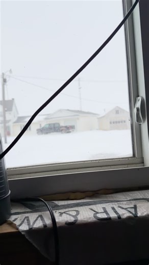 What it’s like owning a old diesel in the cold #73powerstroke #73diesel #diesel
