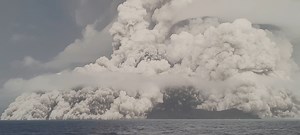 31K views · 356 reactions | INCREDIBLE VIDEO: Tonga Geological Services posted a very dramatic video of the underground volcano erupting in the Pacific nation of Tonga Saturday. (Credit: Potungaue Koloa Fakaenatula) https://bit.ly/3twGOPJ | WPDE ABC15 | Facebook
