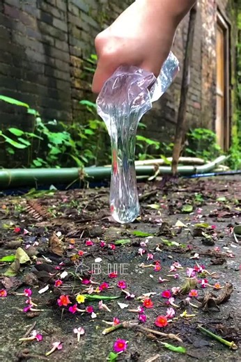How to Enjoy Slime Fun in Humid Weather