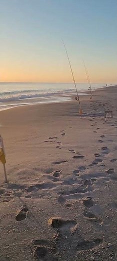 Great fishing conditions at Melbourne Beach. It should be great conditions through the weekend. TLs!