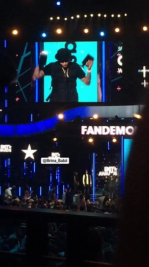 Recuerdos de los BET Awards 2015 con Chris Brown