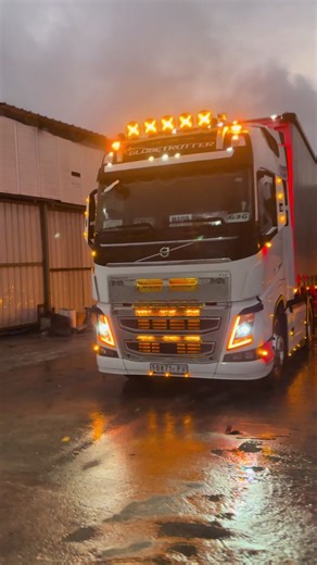 #فولفو_ولحق_ربعك👋🤍 #شوفير_بالوطن_ولا_دكتور_بالغربة🧿👑 #הובלות_עפיף_אבו_קאתם🤍🤲 #volvo_fh_500 #ماشاءالله_تبارك_الله🧿❤️