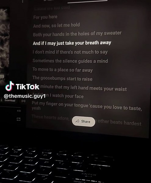 Sweater Weather: A Feeling of Nostalgia