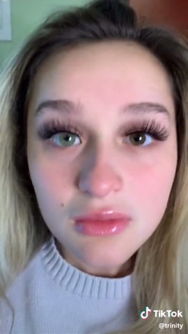 Discovering Eye Colors and Personal Styles