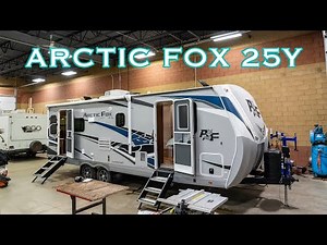 2023 Arctic Fox 25Y Pull Behind Camper Walkthrough