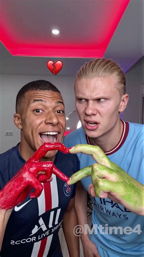 Haaland & Mbappé... Wait What? 😂 #football #memes #haaland