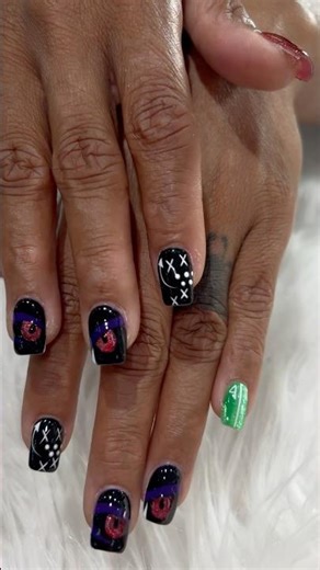 #nfl #football #ravens #nails #freestyle #nailart #nailtech #trendingnails #naildesign #ytshorts #fy