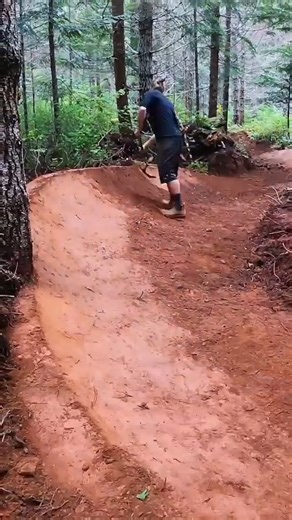 5.5K views · 79 reactions | Satisfying trail building time lapse ⛏ : @markymath #trailbuilding #downhill #dhmtb #freeride #mtbike #biking #mtb #mtblife #vtt #nodignoride #mtbracing #mx #mtbworld #mtbbrasil #mountainbiking | BikeStable | Facebook