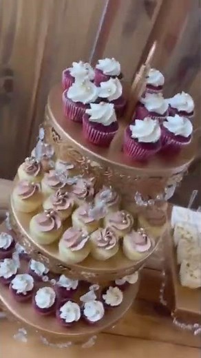 Let’s setup a wedding cake and dessert table!