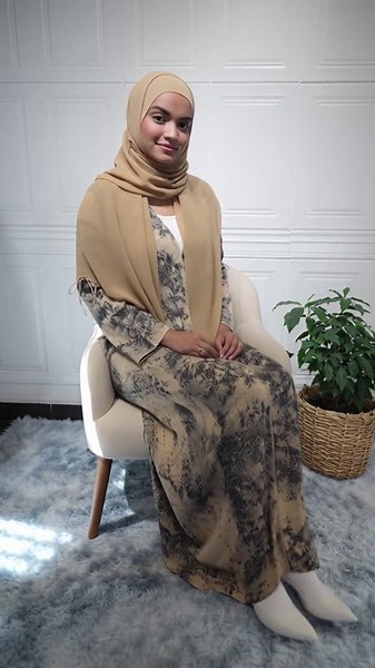 Women's Elegant Open Modesty Abaya Dress with Tie-Dye Pattern & Matching Headscarf, Long Sleeve Casual Wear for All Seasons #versatileabaya #shirinmodestwear #womenover50outfitinspo #hijabstylist #hijabibridal #eidoutfit2025 #hijabioutfits #modalhijabs #longmaxidress #luxurymodestwear