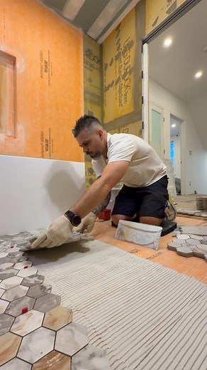 304K views · 3.1K reactions | #schlutersystems #giftedbyschluter #schluter #diy #craft #master #bathroom #gifted #teamorange | Jose Cabral | Facebook