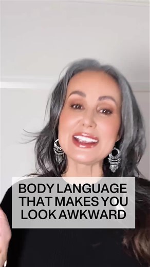 20K views · 879 reactions | Here’s the body language that makes you look awkward #bodylanguage #awkward #awkwardmoments #psychologyfacts #communicationskills | Liz Rose | Facebook