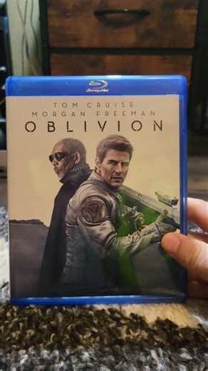 Oblivion Blu-ray Overview (2013)