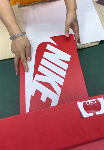 Factory Daily Production Process: Nike Sneakers Wholesale Tour