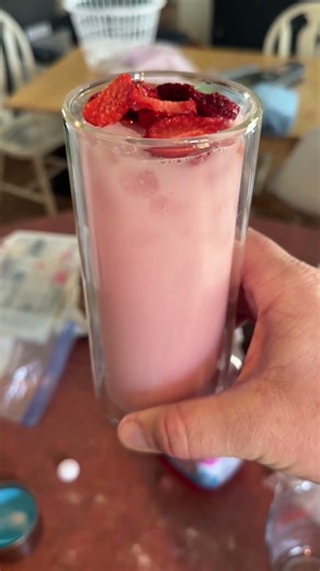 Pink Drink (Starbucks copycat). Kid-tested and approved! You'll love it. #recipe #drink #mixer #food