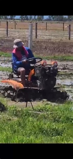 MINI TRACTOR Prime Mover: 12hp aircooled diesel engine Inclusions: Rotovator Iron Wheel Rubber tire Lining plow Features: with head light with forward and reverse | Yec power tools