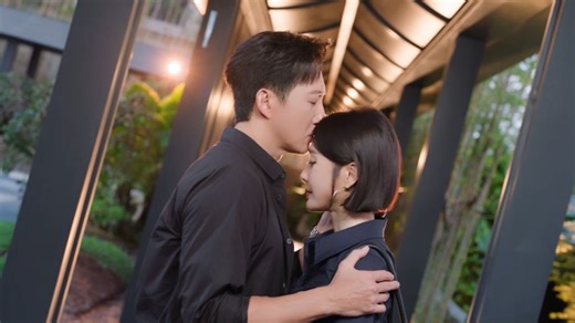 新剧《闪耀如她》首曝预告：秦岚、王阳主演 旧爱重逢 以真心博弈