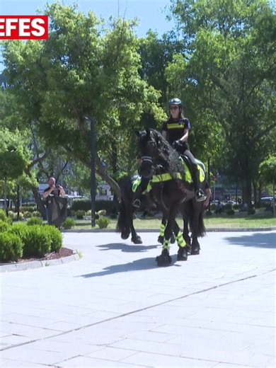 NATO zirvesi öncesi Ankara’da atlı polis devriyesi