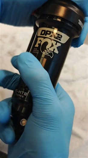 FOX FLOAT DPX2 SHOCK - POP 🫨😂 50 HOUR SERVICE #foxshock #fox #foxshocks #emtb #mtbservice