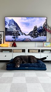 359K views · 7.5K reactions | It’s nearly Christmas yet those fitted sheets still need folding xx #effectivepsaces #bedlinen #linenlove | Effective Spaces | Facebook