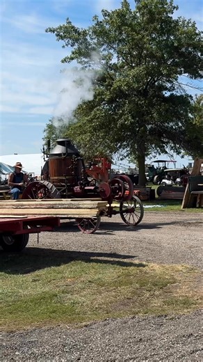 357K views · 7.1K reactions | Going old school with steam power at the Pontiac Illinois tractor show #steamengine #tractorshow #tractor #farmlife #farmers | Someplace or Another | Facebook