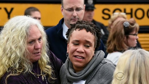 3 Deaths, injuries in Tennessee school bus crash