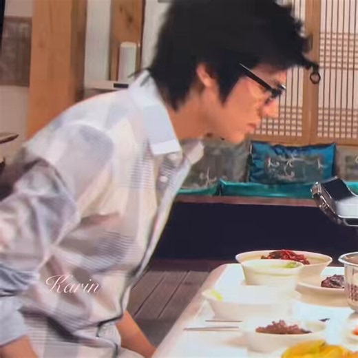 Lee Minho in glasses is even more intelligent and irresistibly sexy.It's impossible not to be captivated by his charm…🤓✨@ActorLeeMinHo #イミンホ #LeeMinho #個人の趣向 #PersonalTaste #李敏镐