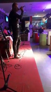 1.4K views · 115 reactions | Bal poussière avec max mélo. Danse depuis ta position. | Max Mélo | Facebook