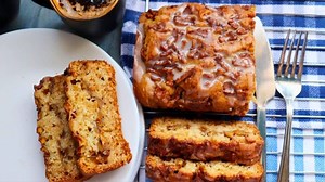 Easy Apple Loaf Bread