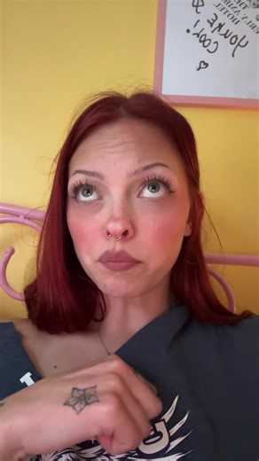 aries bitch (@ariesfairy3)’s video of stuck in an elevator