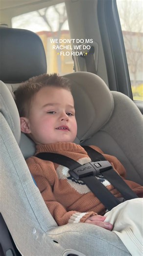 Can you say “apple bottom jeans?”🙋🏼‍♀️ #fyp #foryoupage #parenting #trending