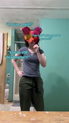 leftyandpuppet (@lefty.puppet.charlotte)’s videos with original sound - EM1LY♈️