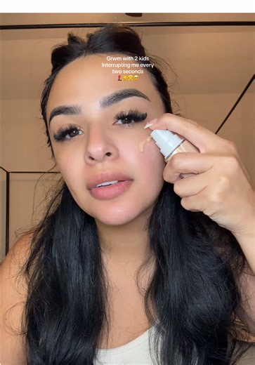 Makeup Chaos with Kids: A Hilarious Tutorial