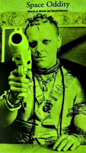 ALIEN VINYL RayGun...This was a still takin in 1997...A I...does the rest....