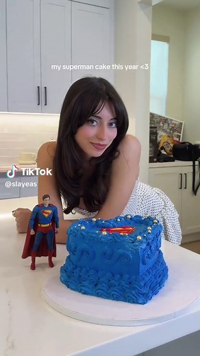 Creative Superman Birthday Cake Ideas