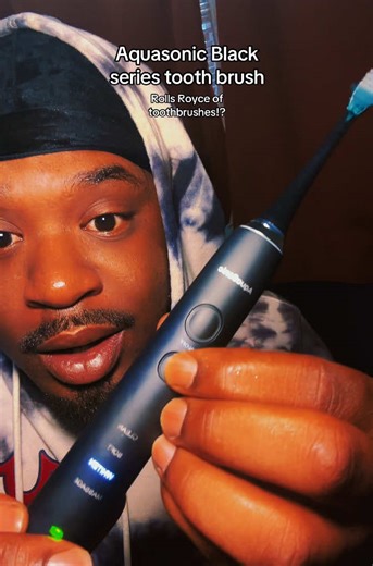 Aquasonic Black Series Toothbrush Review and Features