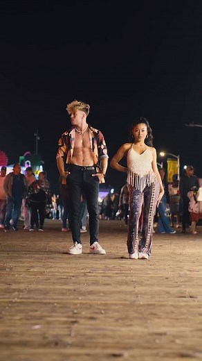 Tik tok premium kinda stuff 😮‍💨🔥 @Kim Mantsur #70s #dance #style